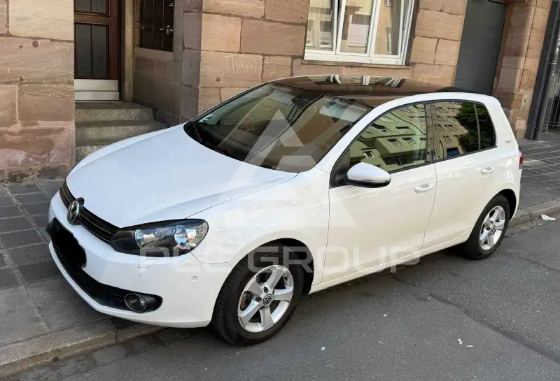 2010 Volkswagen GOLF