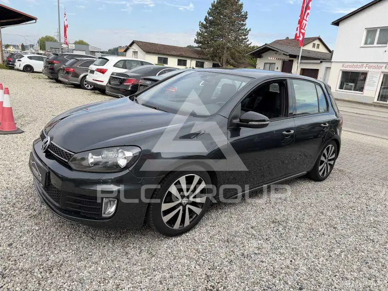 2010 Volkswagen GOLF