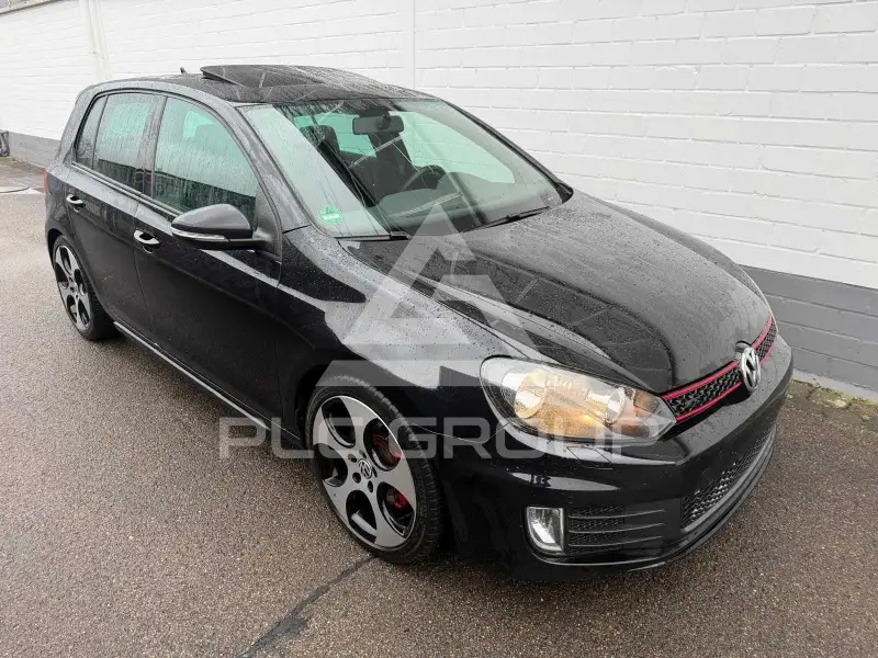 2010 Volkswagen GOLF