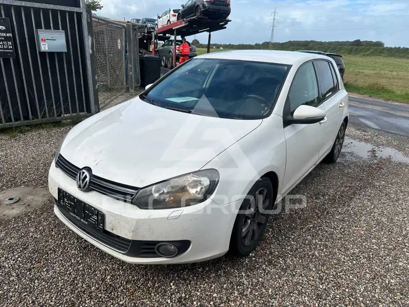 2010 Volkswagen GOLF
