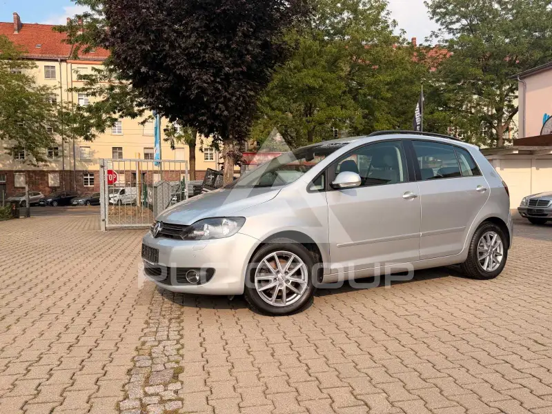 2010 Volkswagen GOLF