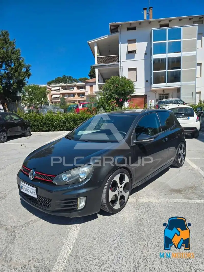 2010 Volkswagen GOLF