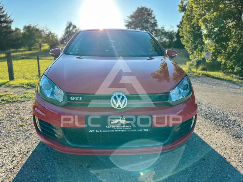 2010 Volkswagen GOLF