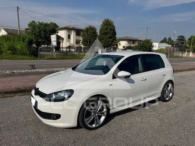 2010 Volkswagen GOLF