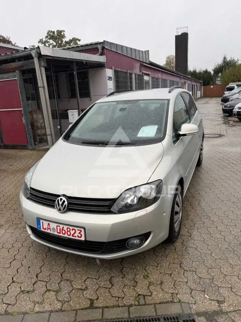 2010 Volkswagen GOLF