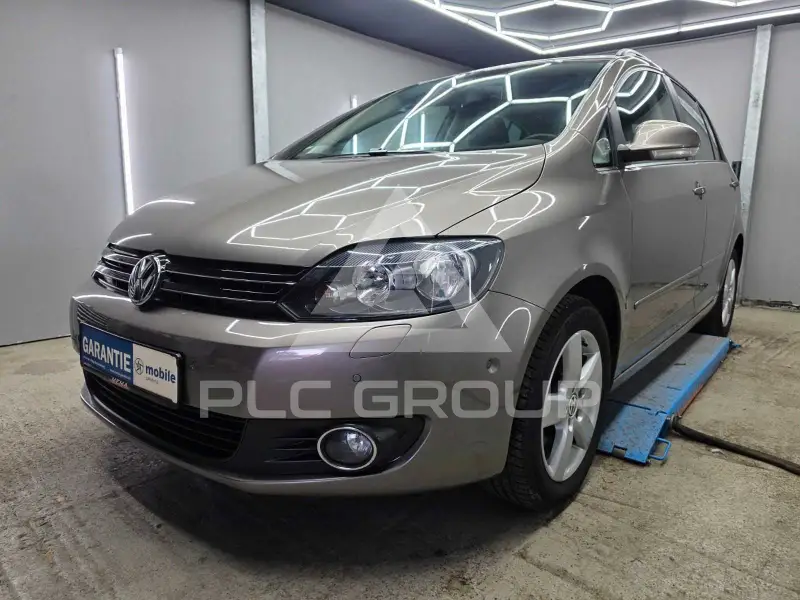 2010 Volkswagen GOLF