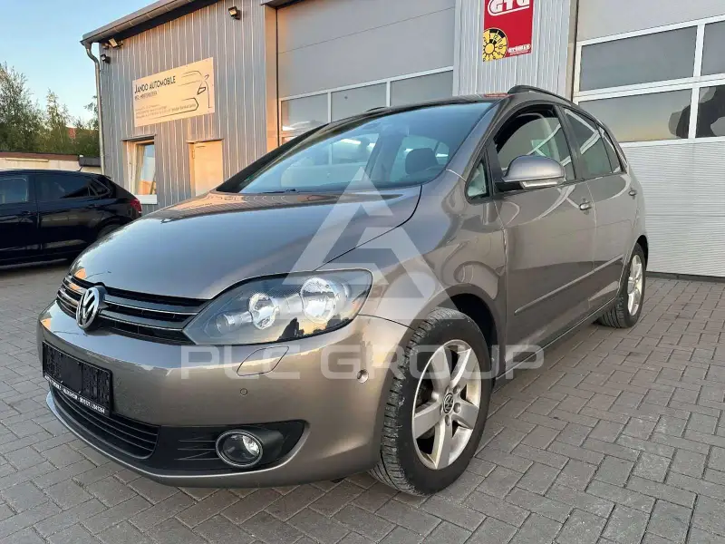2010 Volkswagen GOLF