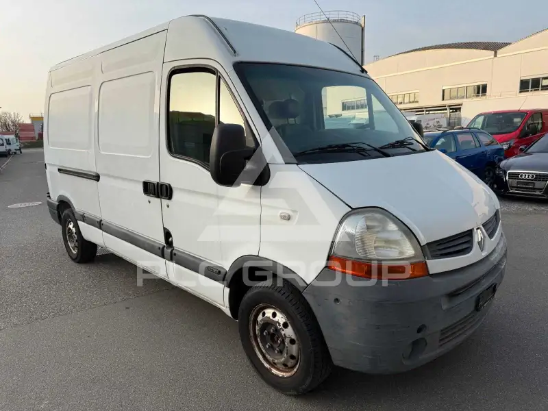 2010 Renault Master