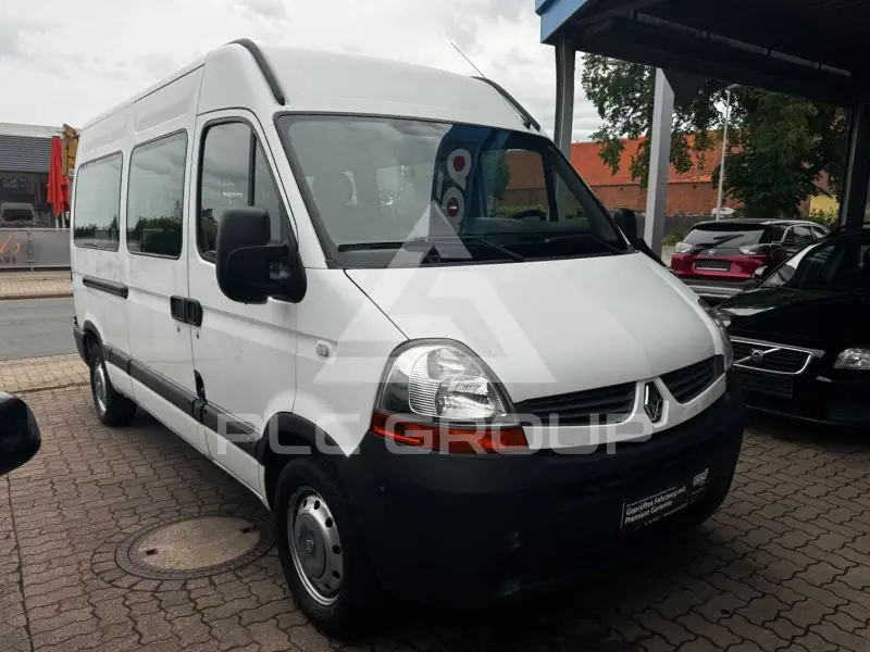 2010 Renault Master