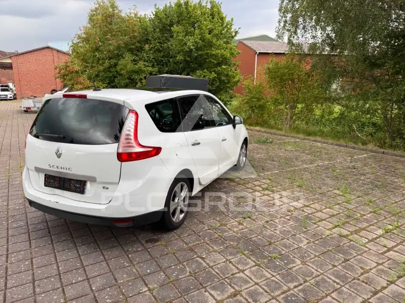 2010 Renault Scenic