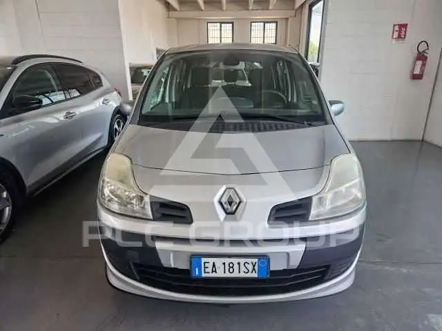 2010 Renault Modus