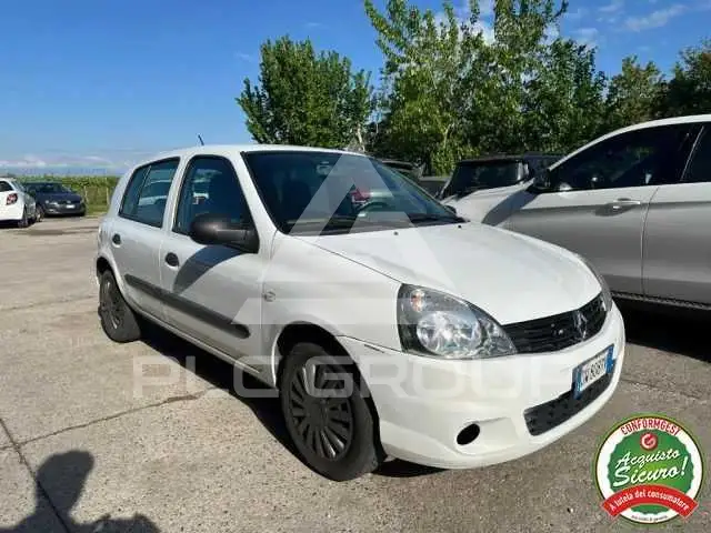2010 Renault Clio