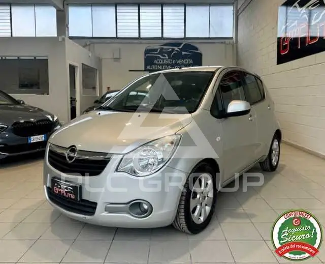 2010 Opel AGILA