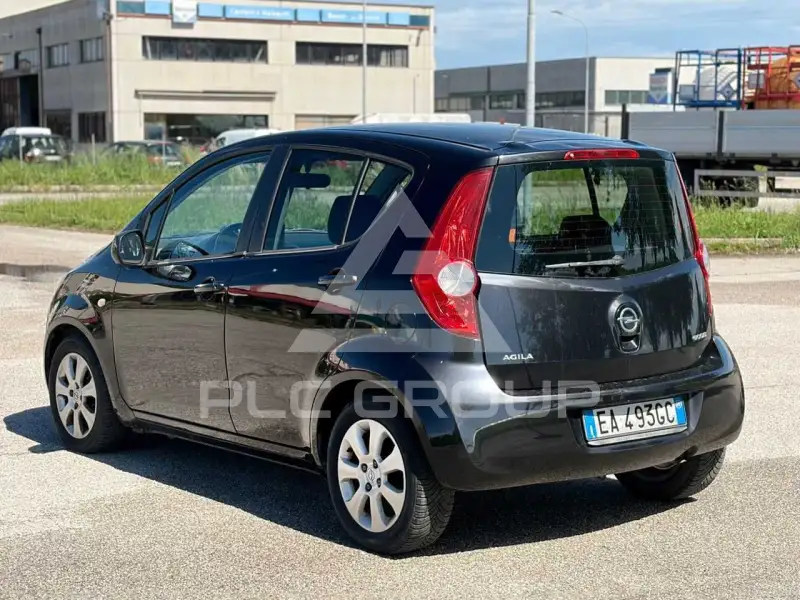 2010 Opel AGILA