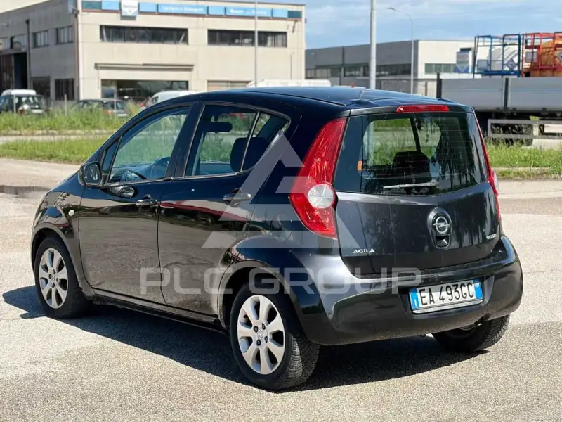 2010 Opel AGILA