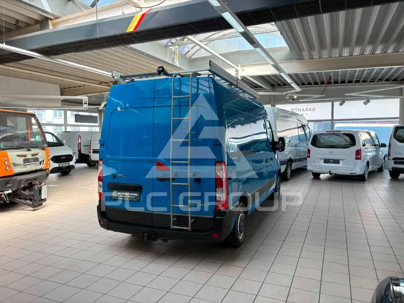 2010 Opel Movano