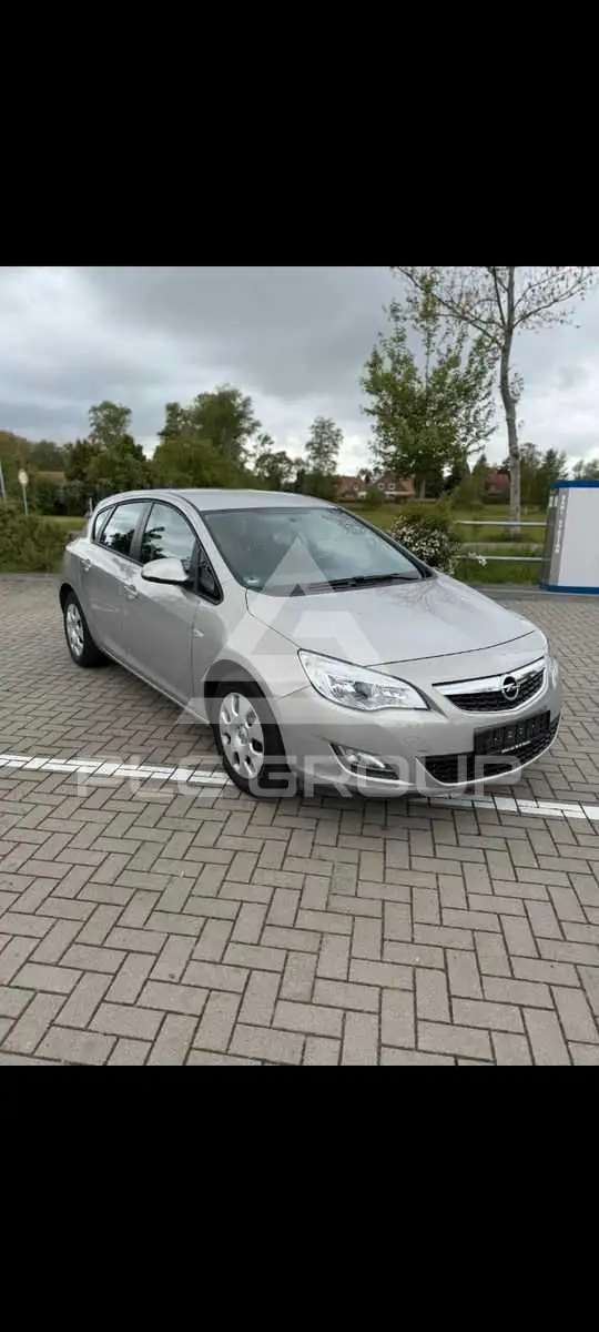 2010 Opel Astra
