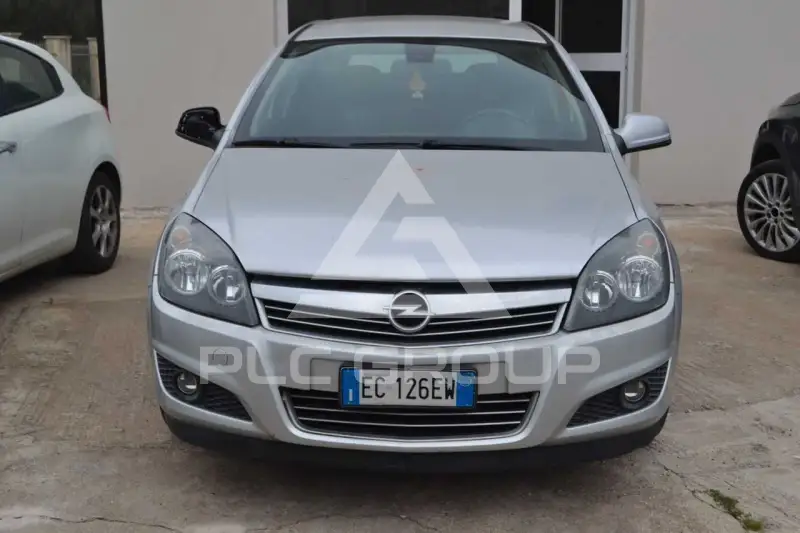 2010 Opel Astra