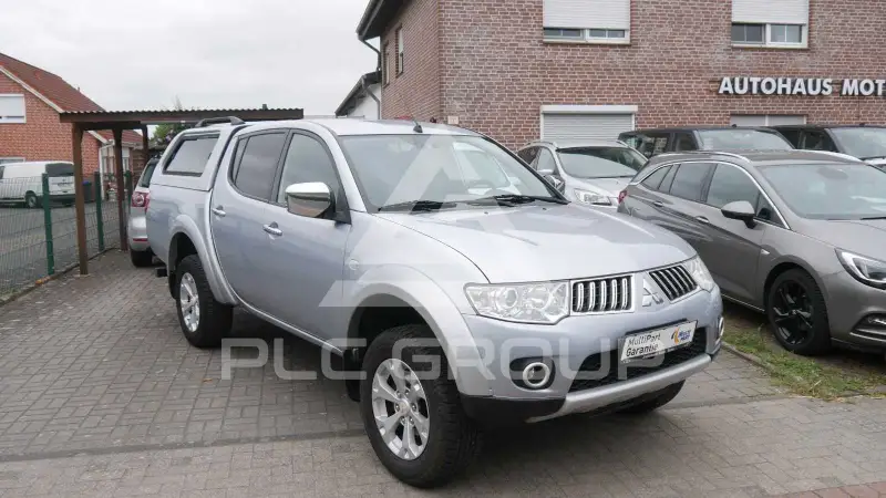 2011 Mitsubishi L200