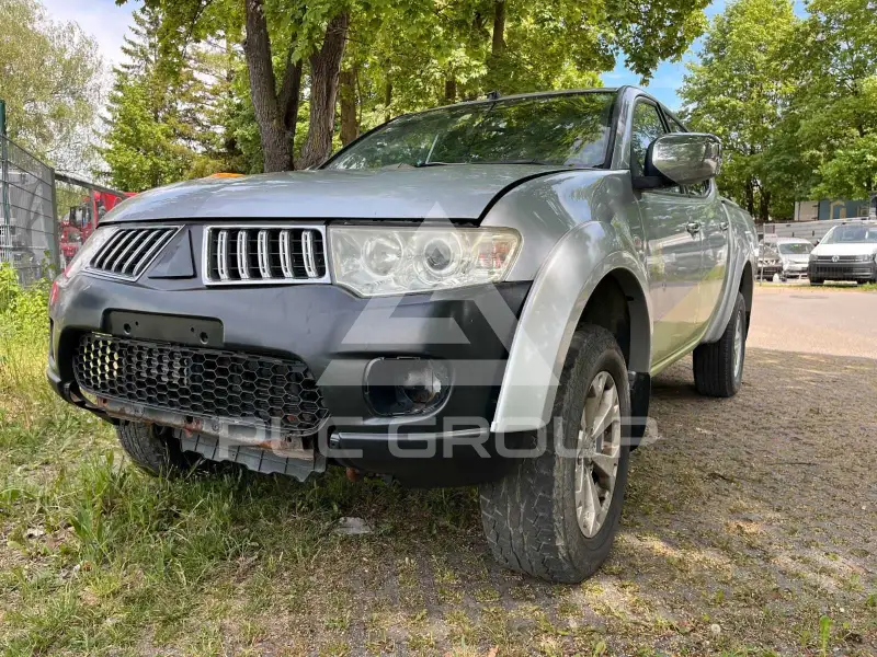 2011 Mitsubishi L200