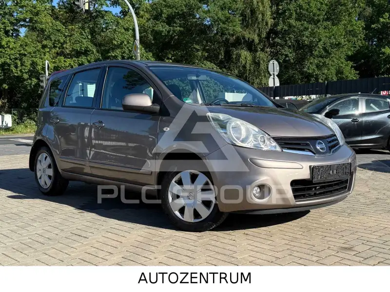 2011 Nissan Note