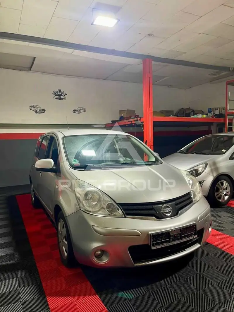 2011 Nissan Note