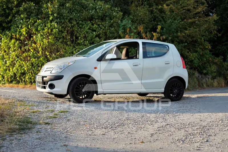 2011 Nissan Pixo