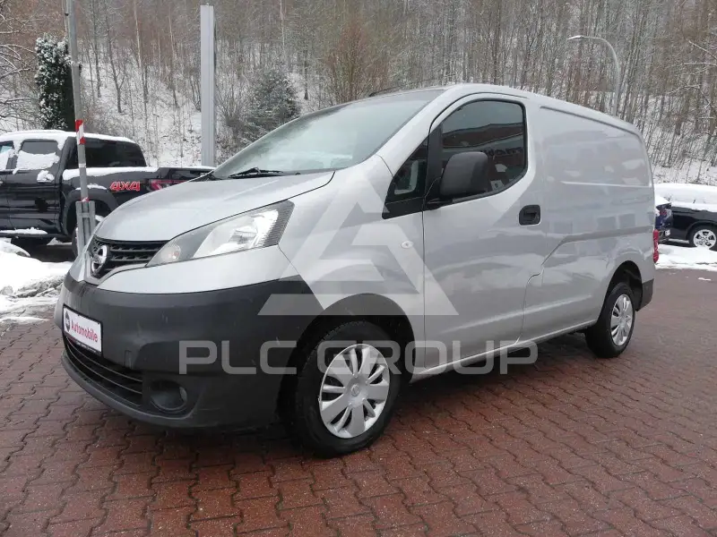 2011 Nissan NV 200