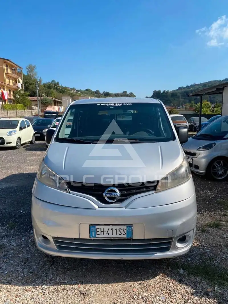 2011 Nissan NV 200