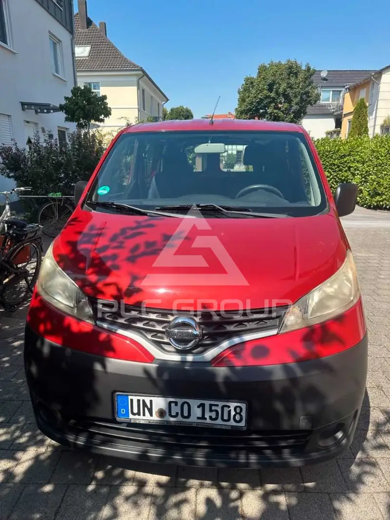 2011 Nissan NV 200