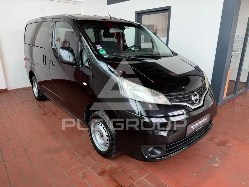 2011 Nissan NV 200