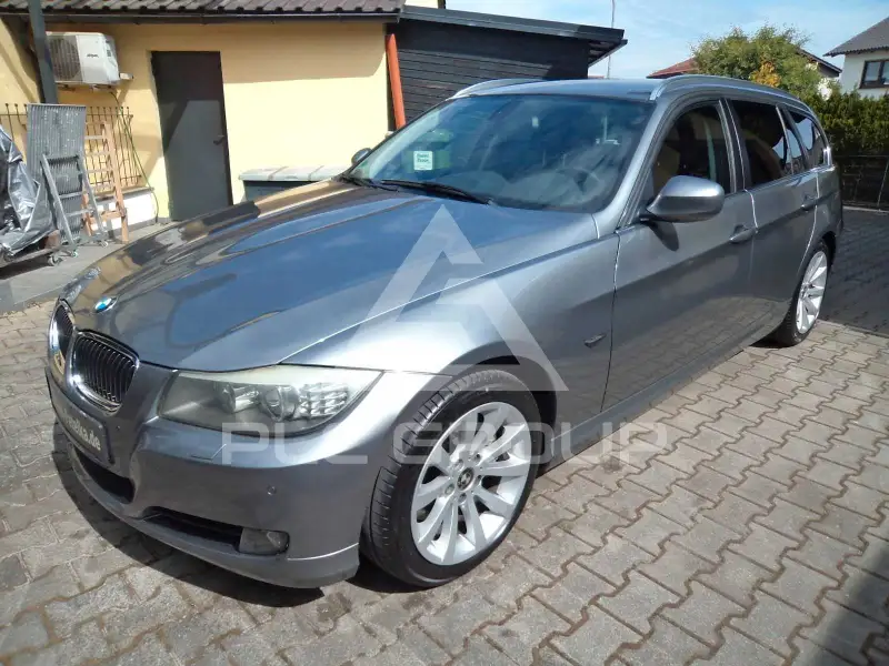 2011 BMW 325