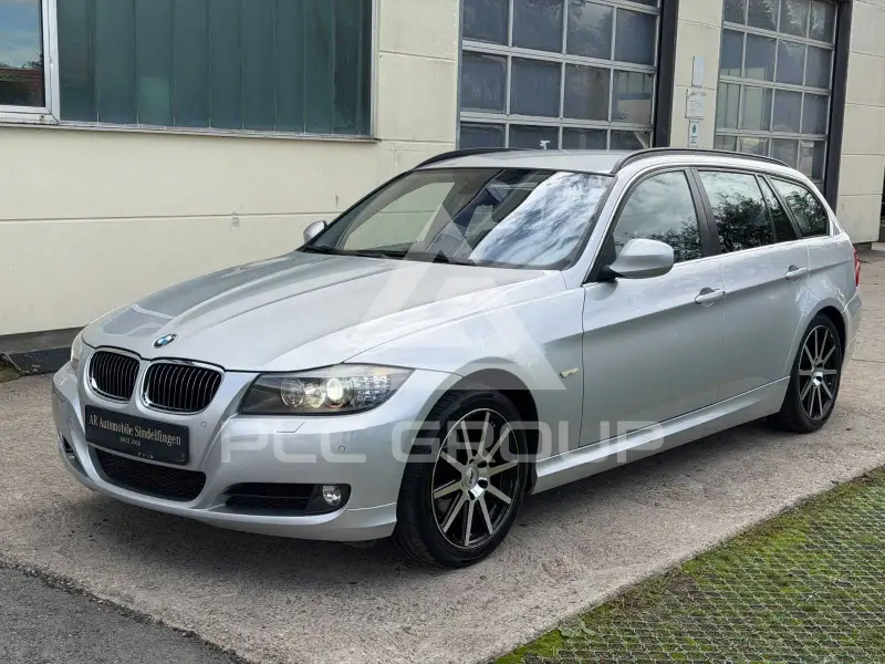 2011 BMW 325