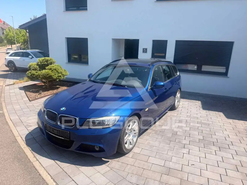 2011 BMW 325