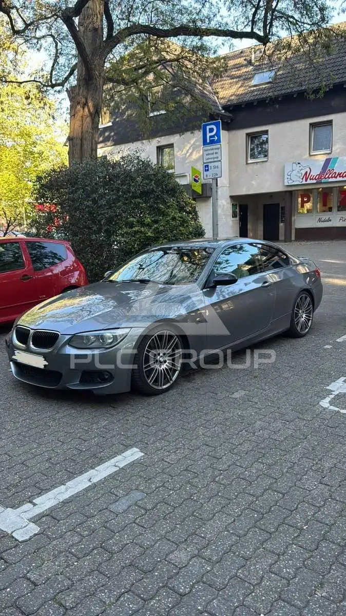 2011 BMW 325