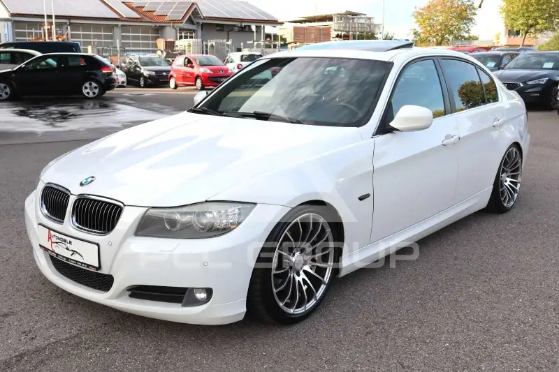 2011 BMW 325