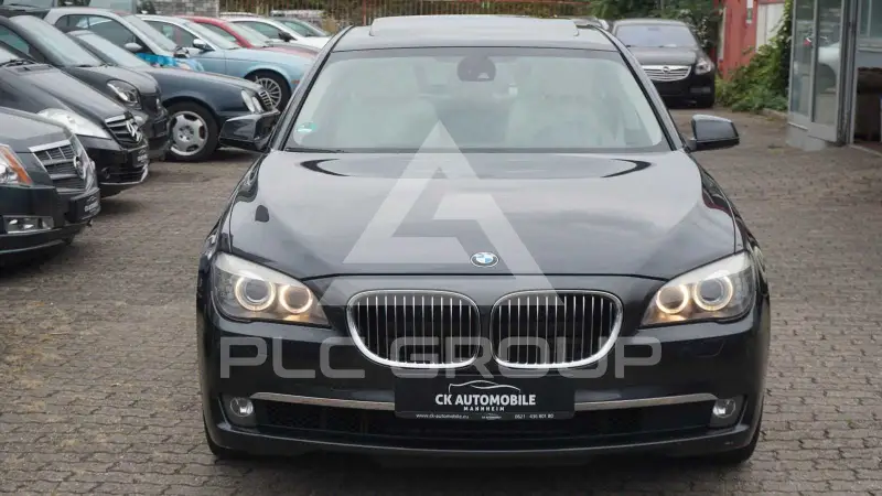 2011 BMW 740
