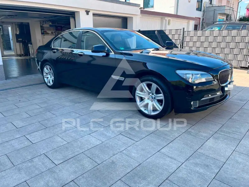 2011 BMW 740