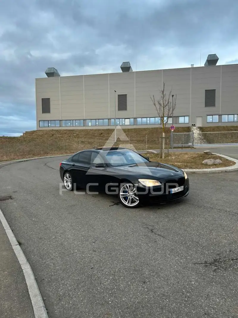 2011 BMW 750