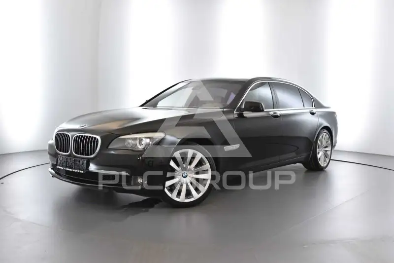 2011 BMW 760