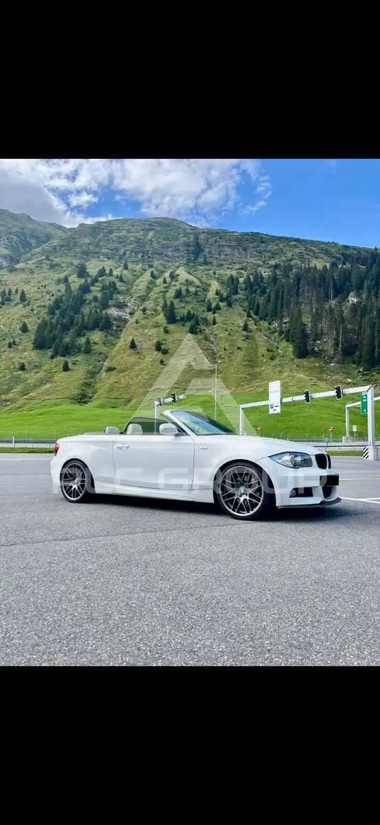2011 BMW 1 series