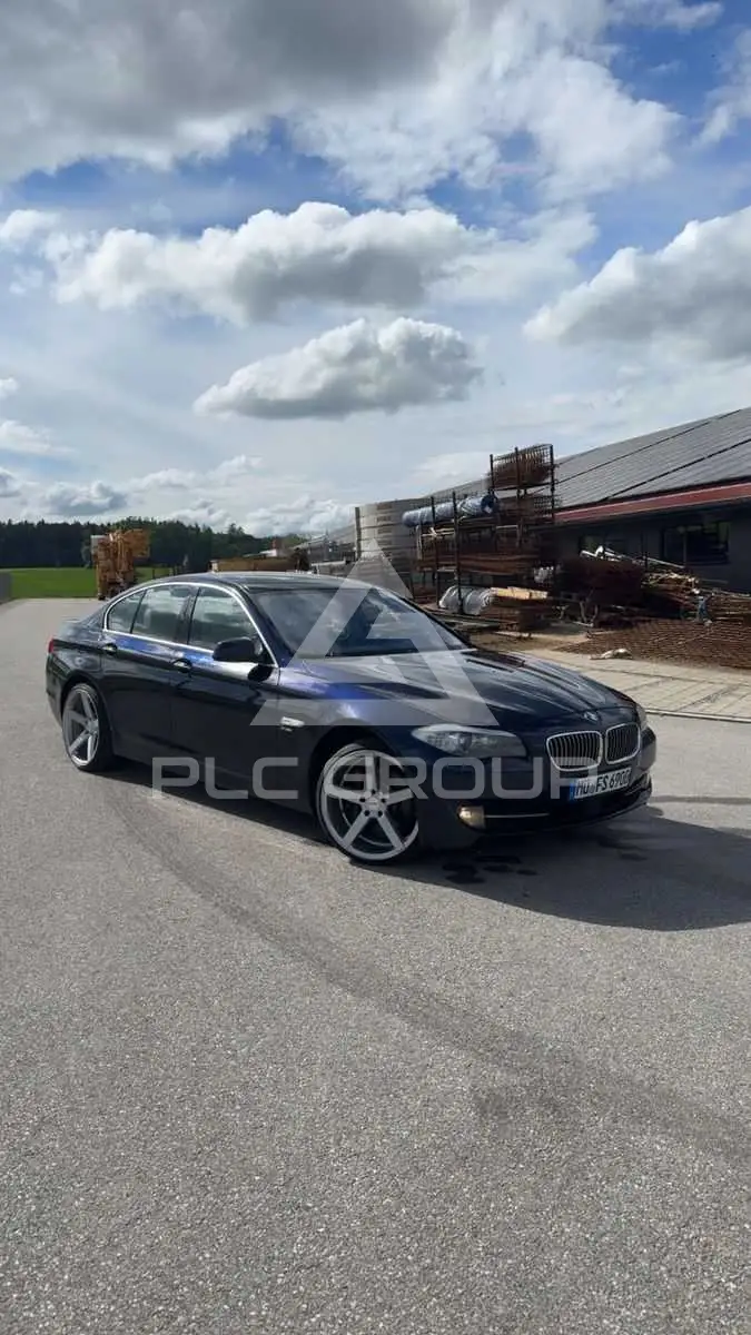 2011 BMW 530