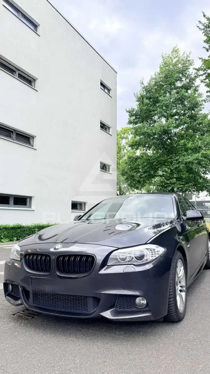 2011 BMW 530