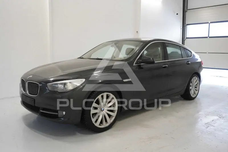2011 BMW 530