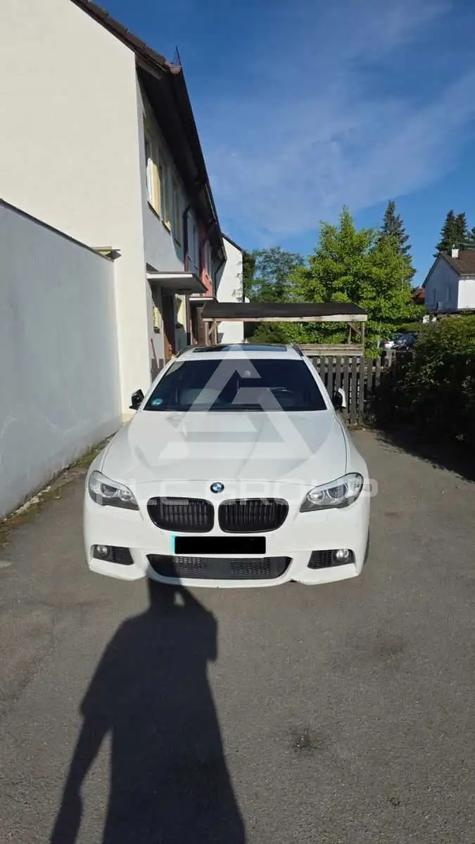 2011 BMW 525