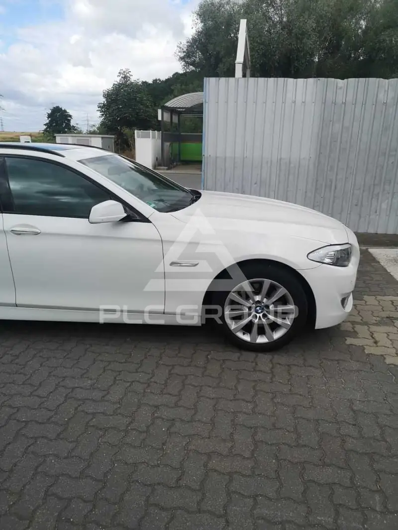2011 BMW 528