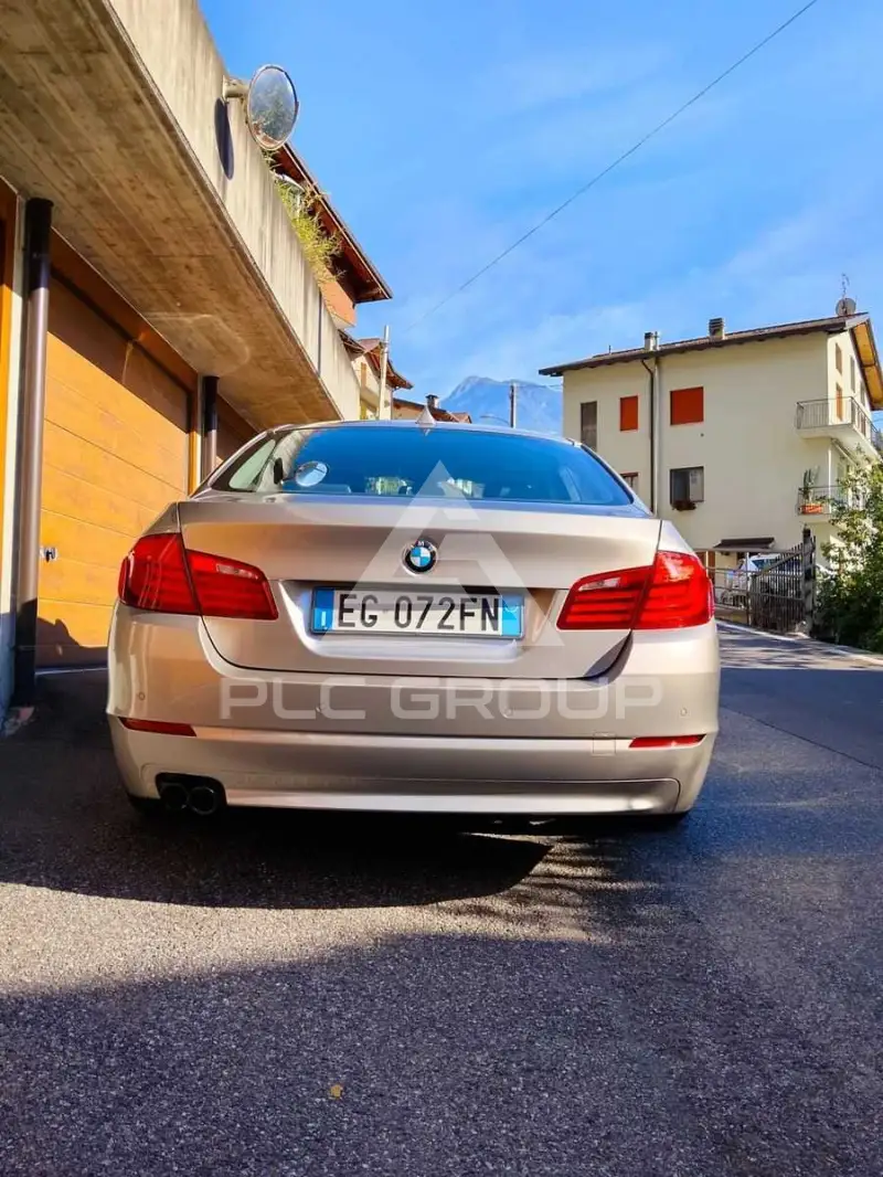 2011 BMW 528