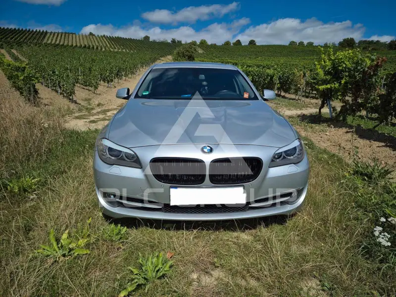 2011 BMW 528