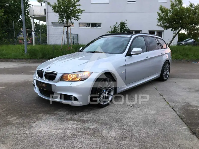 2011 BMW 320