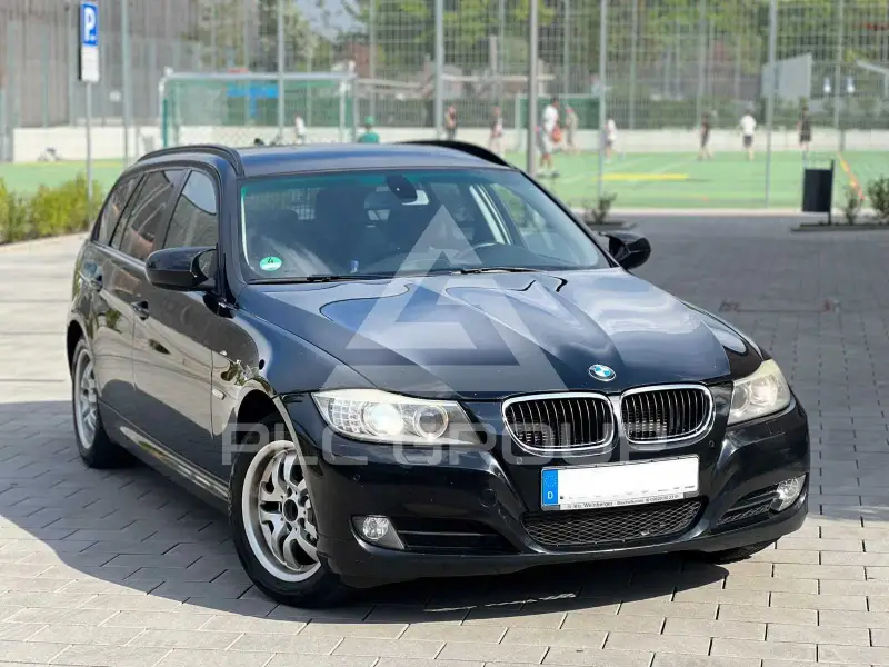 2011 BMW 320